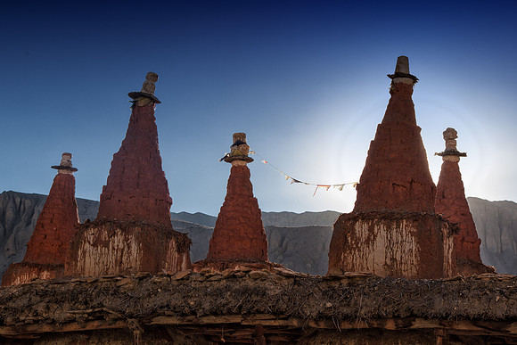Mustang Nepal trekking